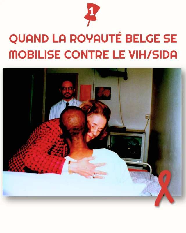 Quand la royauté se mobilise contre le VIH/sida 👑💙

🇧🇪 En Belgique, les reines et princesses ont souvent pris position pour sensibiliser sur le VIH/sida.

1. 📸 1993 : La Reine Fabiola marque les esprits en embrassant une patiente malade du sida à l’Hôpital Saint-Pierre. L’image est forte et impacte l’opinion publique belge mais aussi internationale, notamment en montrant à tous·tes que le VIH/sida ne se transmet pas par simple contact.

2. 🧵 2001 : La Princesse Astrid rend hommage aux victimes du sida en assistant au déploiement du Patchwork des Noms, un hommage aux personnes décédées à cause de la maladie.

3. 🤝 2013 : La Reine Mathilde rencontre Michel Sidibé, ex-directeur de l’ONUSIDA, pour le lancement du 1er plan national belge contre le VIH/sida.

Ces gestes symboliques témoignent de leur engagement continu dans la lutte contre le VIH. ✨ 

#Solidarité #VIH #Engagement  #expo